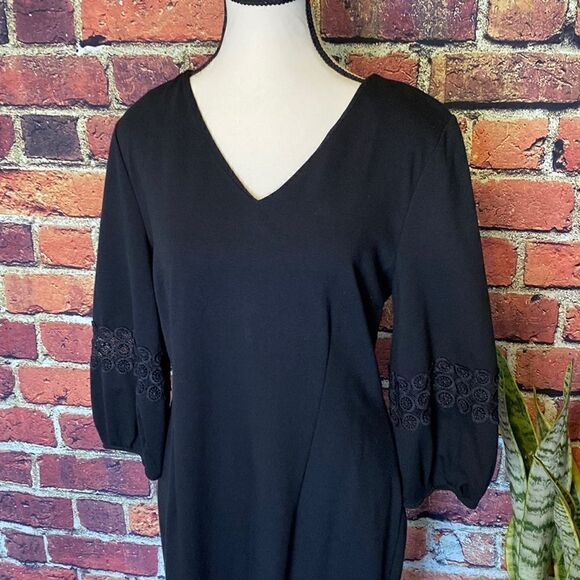 TALBOTS Black Midi Puff 3/4 Sleeves with Lace Details v-neck Dress Sz 8 - Picture 4 of 10